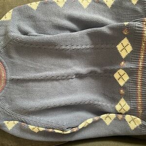 Van Heusen Gray Crewneck Sweater with Yellow Accents